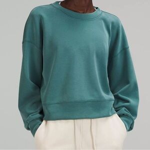 LULULEMON Softstreme Perfectly Oversized Cropped Crew - Green Jasper, Size 4